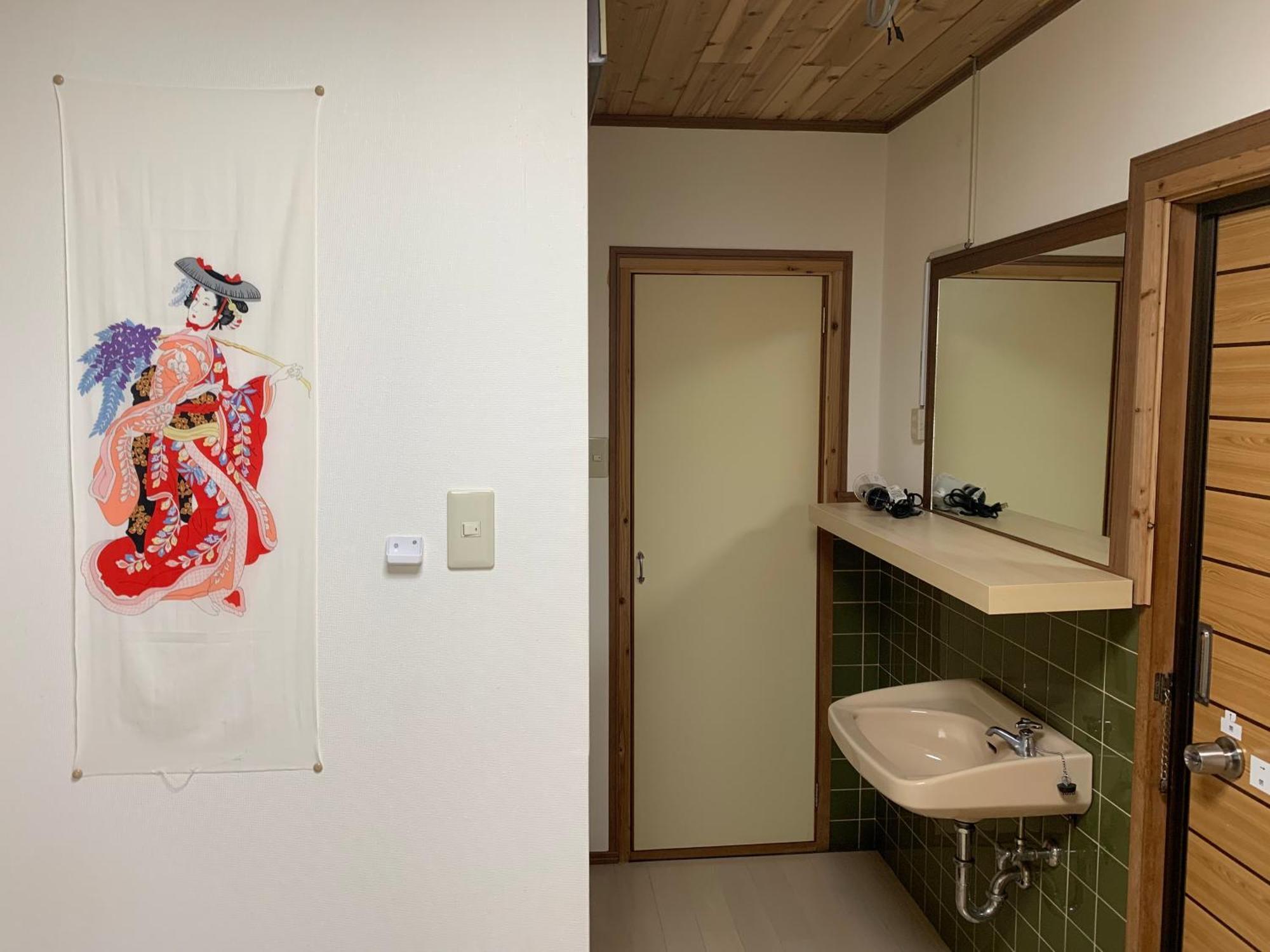 Maru House Hotel โอซาก้า ภายนอก รูปภาพ