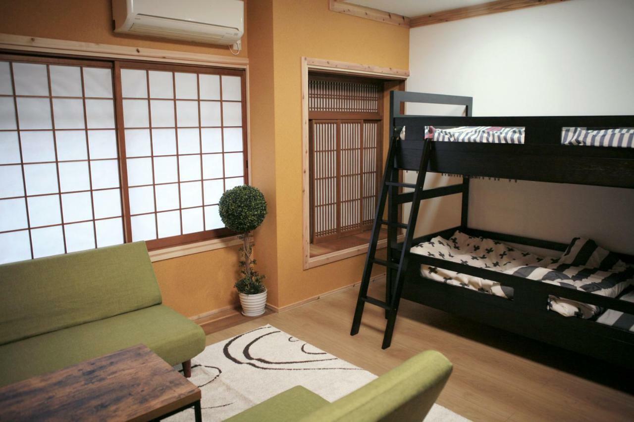 Maru House Hotel โอซาก้า ภายนอก รูปภาพ