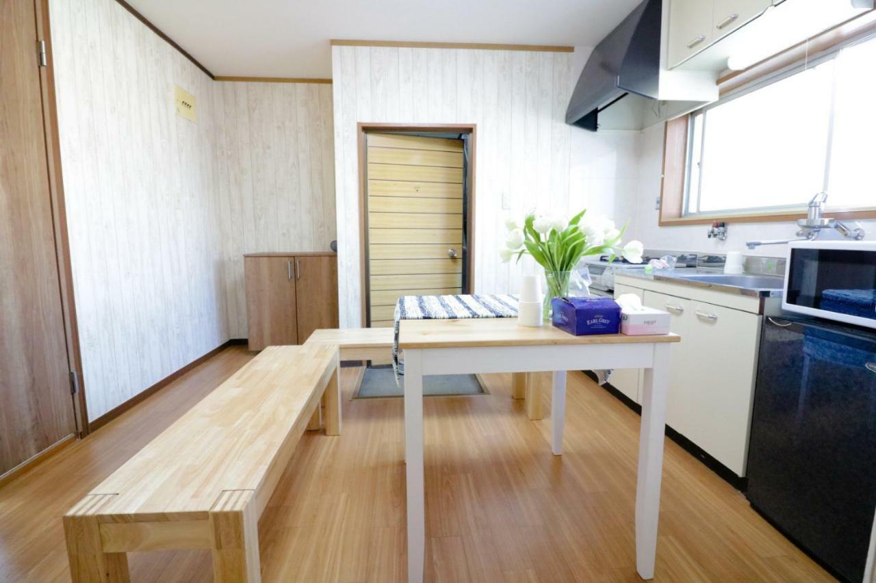 Maru House Hotel โอซาก้า ภายนอก รูปภาพ